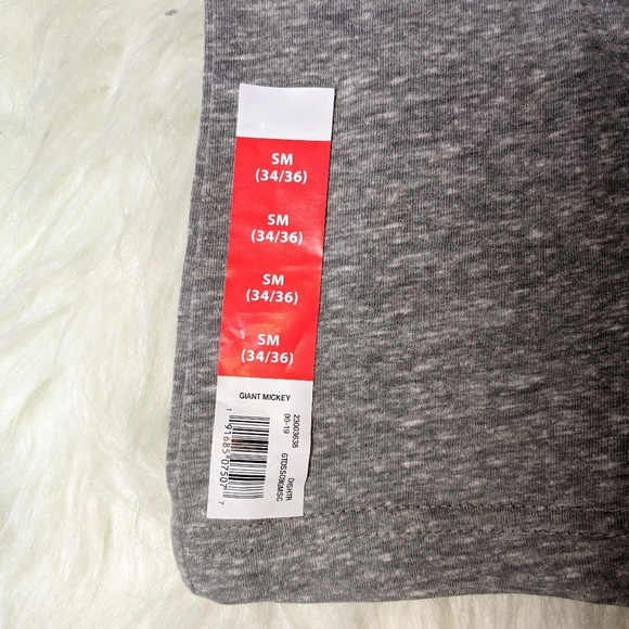 NWT Mickey Mouse T-Shirt Small Mens - Picture 5 of 7